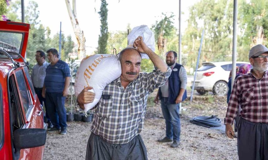 Mersin'de üreticilere hayvancılık ve tarımsal destek programları
