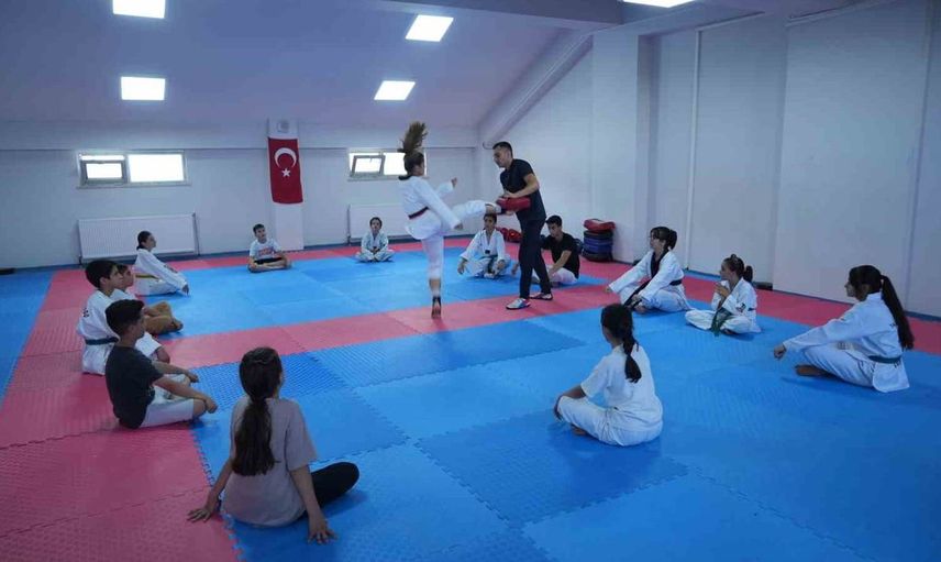 Yaz spor okullarında tekvandoya yoğun ilgi