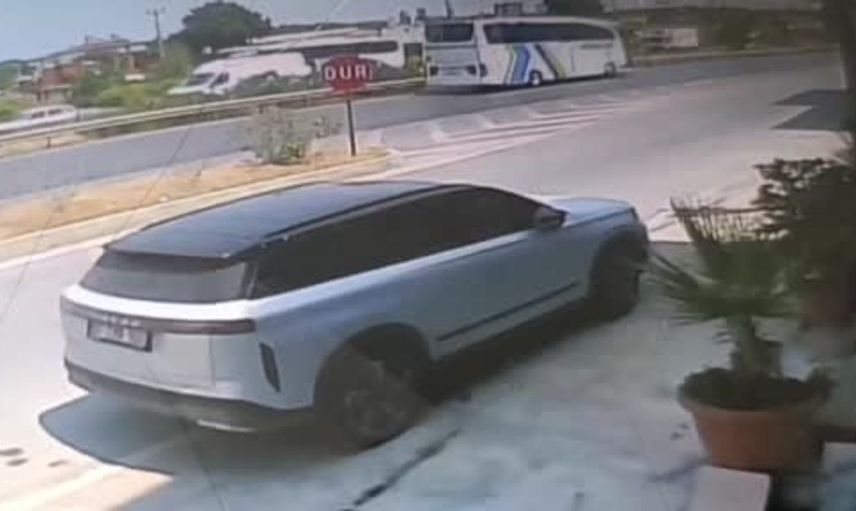 Ehliyetsiz sürücü kaza yaptı, cezası 40 bin TL'yi buldu