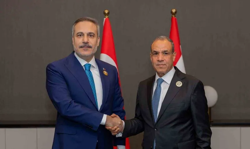 Hakan Fidan Irak'ta Mısırlı mevkidaşıyla önemli bir görüşme gerçekleştirdi