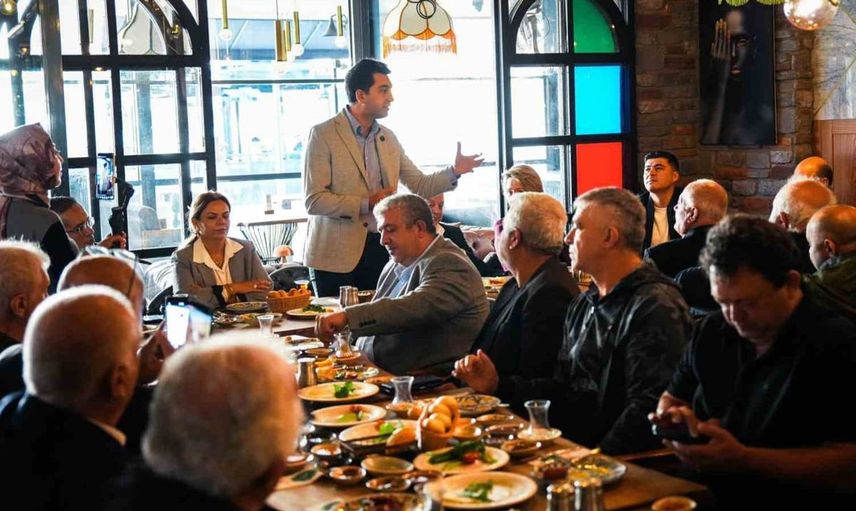 Tuzla'da gazeteciler buluştu: Başkan Bingöl yerel basının rolüne vurgu yaptı