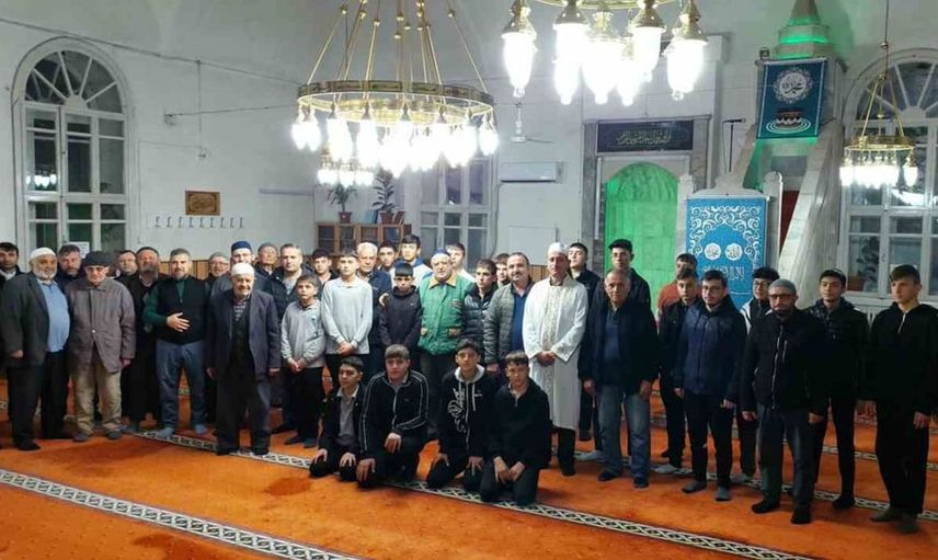 Şuhut'ta gençlerin buluşma noktası: Sabah namazı programı