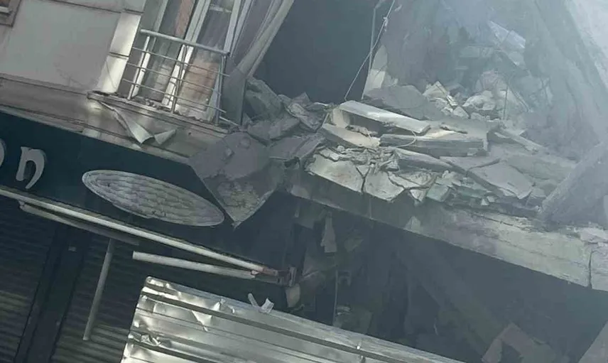 Bahçelievler'de yıkım sırasında komşu binalara zarar verildi