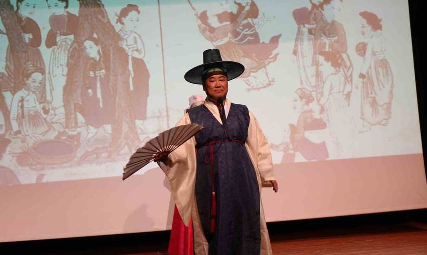 Kastamonu'da geleneksel kore kıyafetleri rüzgarı: Zamana nakşedilen hanbok defilesi