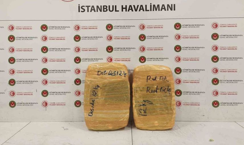 İstanbul Havalimanı'nda büyük uyuşturucu operasyonu: 25 kilo esrar ele geçirildi