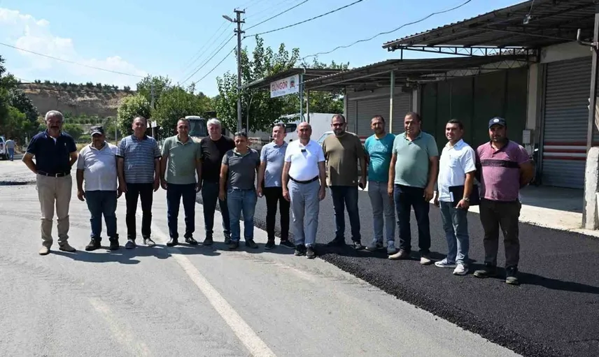 Sarıgöl yeni sanayi sitesinde asfalt çalışmalarının sona ermesi esnafı sevindirdi