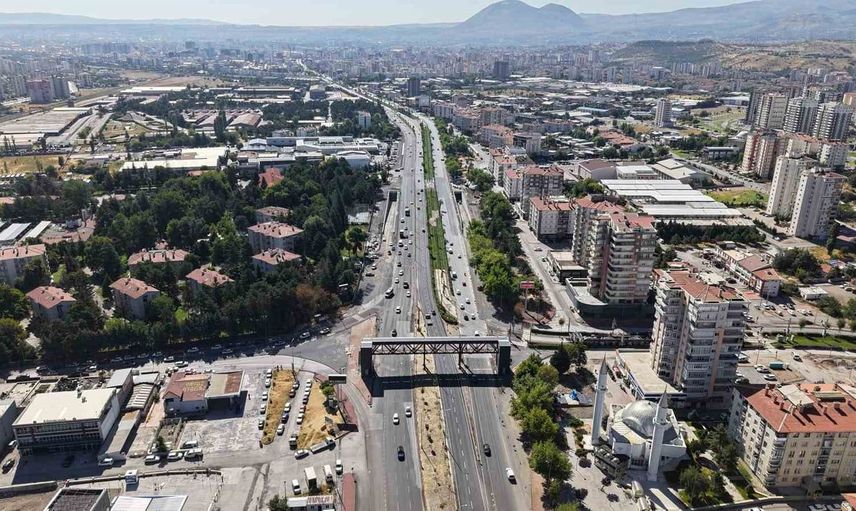 Başkan Büyükkılıç, DSİ-Yeni sanayi katlı kavşağı projesinde incelemelerde bulundu