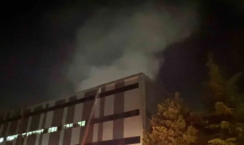 İnegöl'deki tekstil fabrikasında çıkan yangın paniği