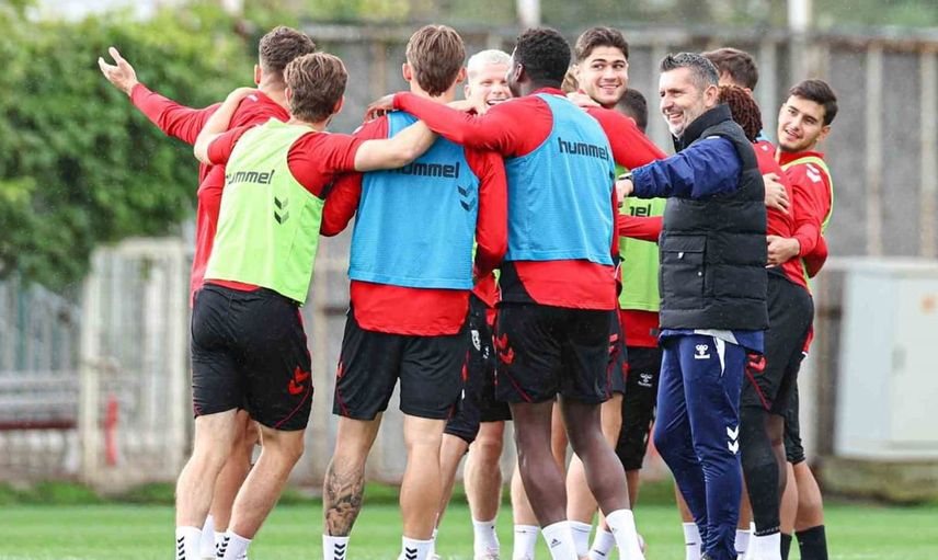 Yeni teknik direktör Bjelica ile Samsunspor'da morale dönüş