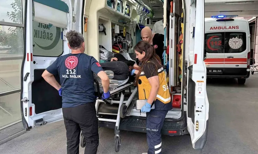 Adıyaman'da bıçaklı saldırıya uğrayan genç cesaretiyle dikkat çekti