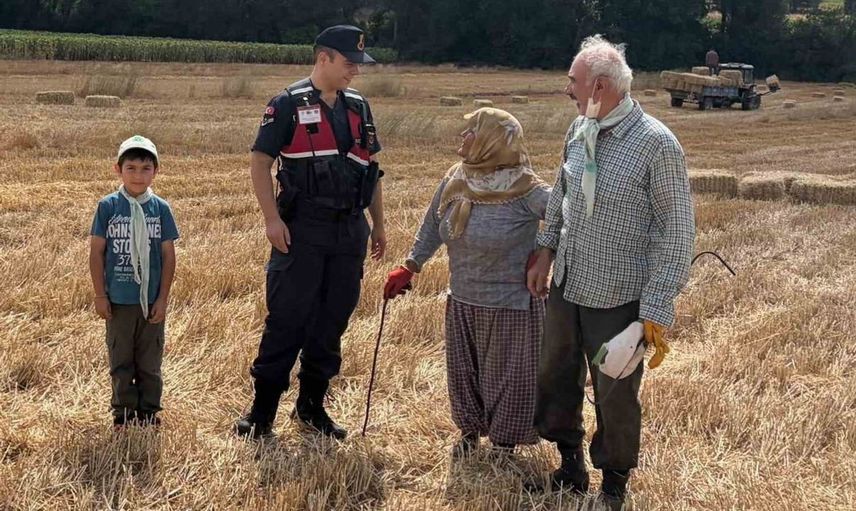 Bilecik'te biçerdöver operatörlerine yangın riski uyarısı