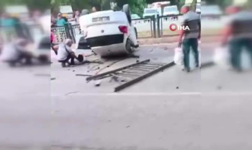 Adana'da köprüden düşen otomobilin sürücüsü hastaneye kaldırıldı
