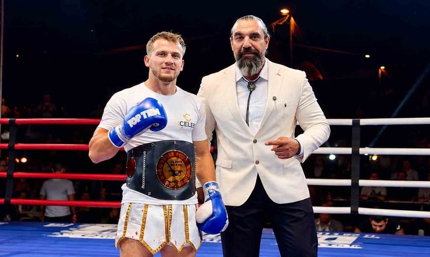 Ömer Faruk Yavaş İstanbul'da şampiyonluk için ringe çıkıyor