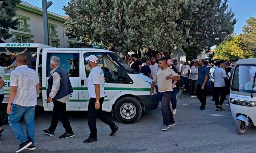 Aksaray'da elektrik akımına kapılan gencin cenazesi defnedildi