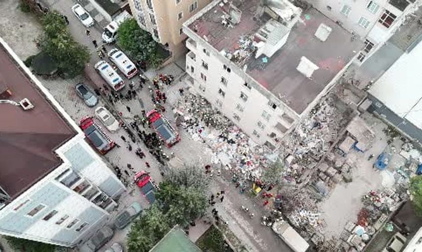 Maltepe'de bina çökmesi sonrası oluşan görüntüler dikkat çekti