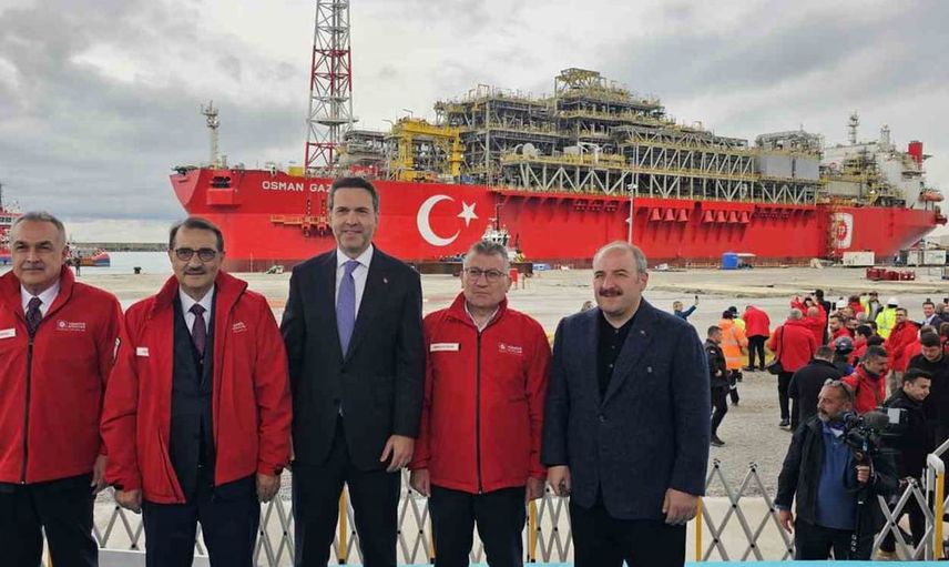 Karadeniz'e uğurlanan Osman Gazi ile Türkiye enerji alanında yeni bir döneme adım atıyor