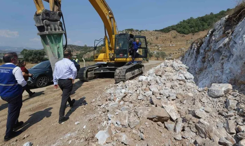 Muğla Büyükşehir Belediyesi yerinde incelemelerle yatırımlarını sürdürüyor