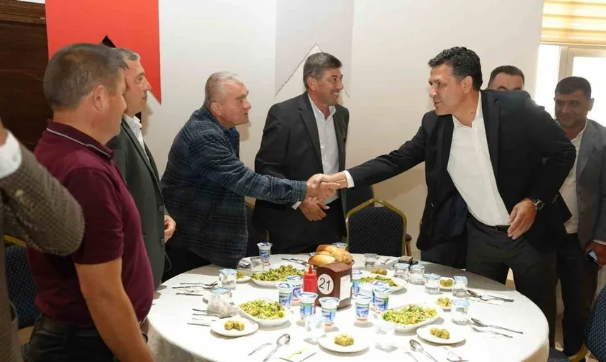 Kozan'da muhtarlar buluşarak sorunları masaya yatırdı