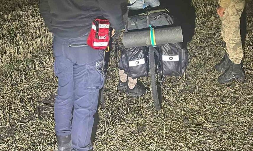 Kars’ta mahsur kalan yabancı turistler ekiplerin özverisiyle kurtarıldı