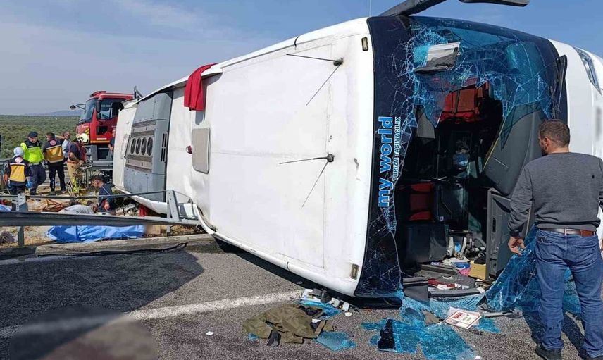 Manisa'daki feci kazada ölü ve yaralıların kimlikleri açıklandı