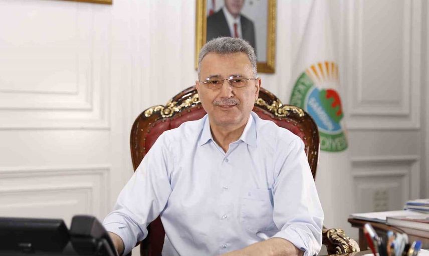 İlkadım Belediyesi'nden konteynerlerde periyodik temizlik çalışmaları