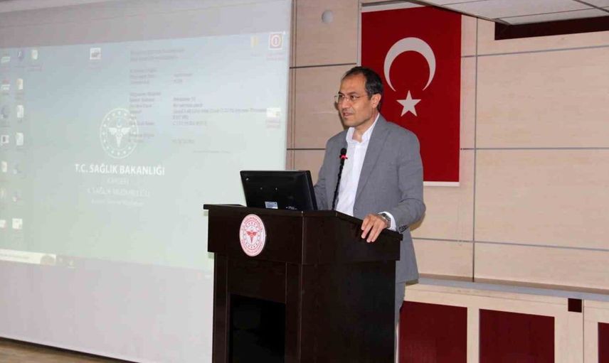 Kayseri Devlet Hastanesi'nde yeni pratisyen hekimlere oryantasyon eğitimi verildi