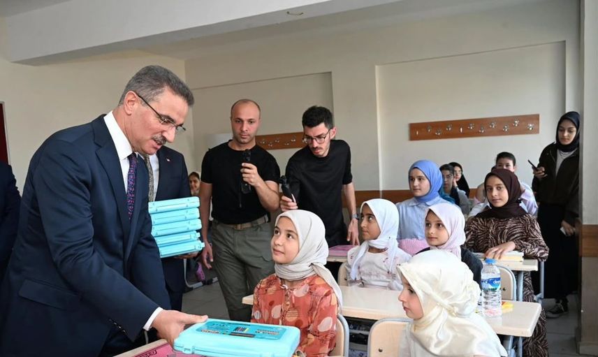 vali baruş'tan tügva yaz okuluna destek ziyareti