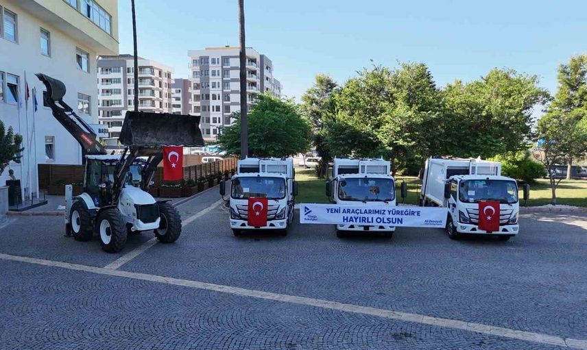 Yüreğir Belediyesi filosuna 4 yeni araç ekledi
