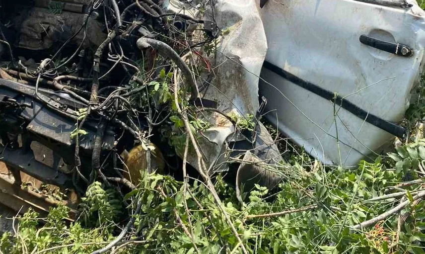 Adana'da uçuruma devrilen otomobilde genç kadın hayatını kaybetti