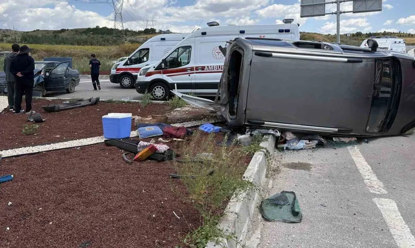 Trafik kazaları can almaya devam ediyor: 230 ölü, 44 bin yaralı