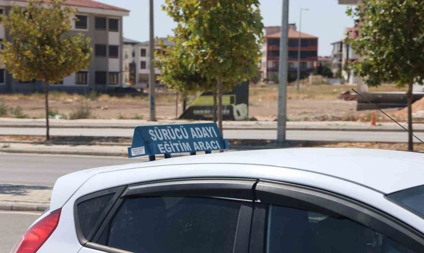 Ehliyet sınavlarında serbest güzergah dönemi: Gerçek sürücülük becerisi ön planda