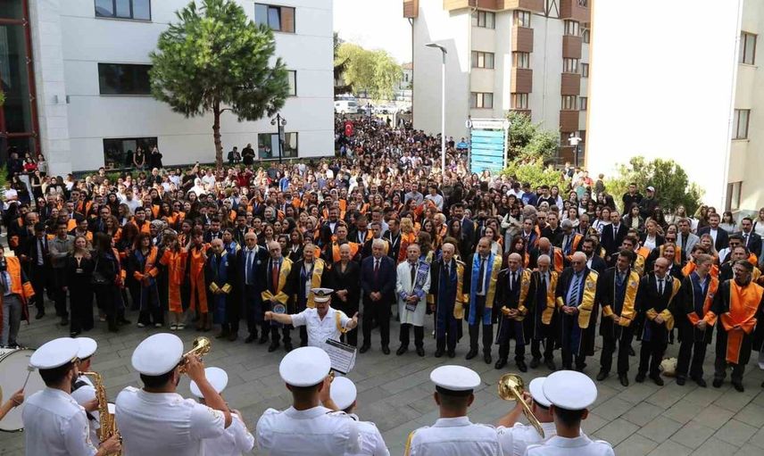 Avrasya Üniversitesi yeni akademik yılı coşkuyla karşıladı