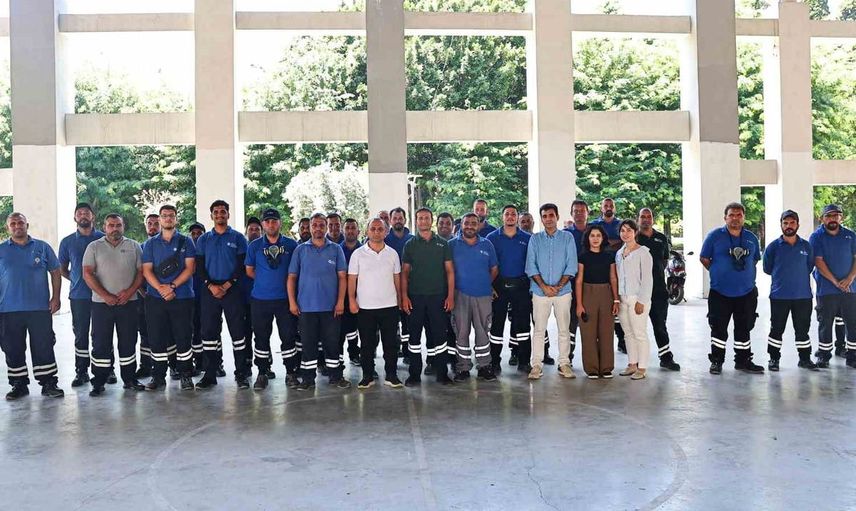 Antalya Büyükşehir Belediyesi vektörle mücadele çalışmalarını sürdürüyor