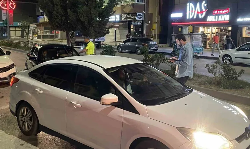 Kavak’ta güvenli sürüş için sıkı denetimler devam ediyor