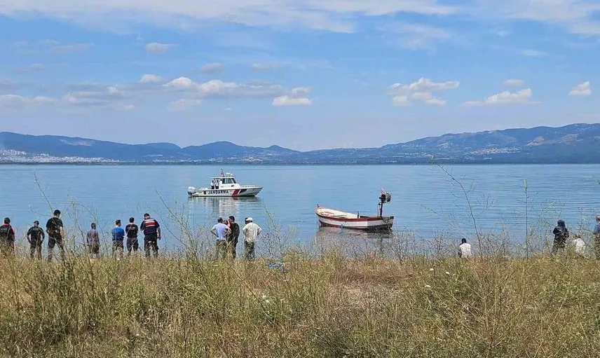 İznik Gölü'nde serinlemeye giren engelli genç yaşamını yitirdi