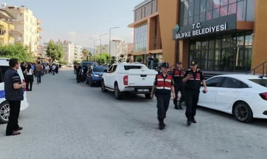 Silifke Belediyesi’ndeki yolsuzluk soruşturmasında tutuklu sayısı 14'e ulaştı