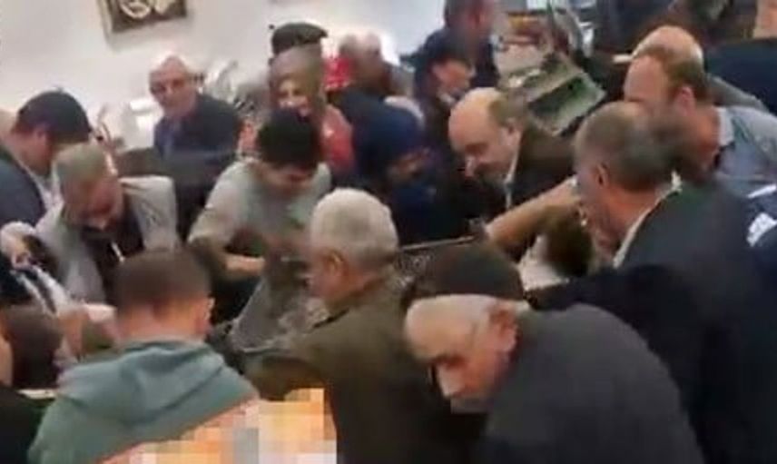 İndirimli palamut, Iğdır'daki markette kısa süreli izdihama neden oldu
