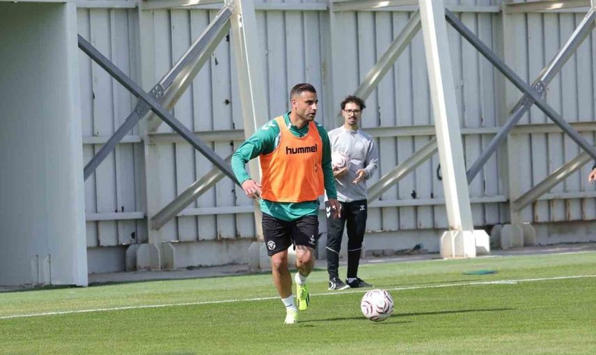 Konyaspor, Gençlerbirliği maçı öncesi yoğun tempoda hazırlanıyor