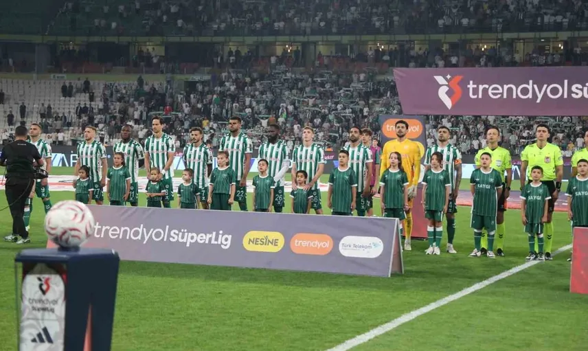 Konyaspor, Trabzonspor'u yenerek kötü seriyi sonlandırdı