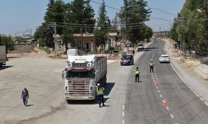 Kilis'te dron ile trafik denetimi gerçekleştirilerek güvenlik artırıldı