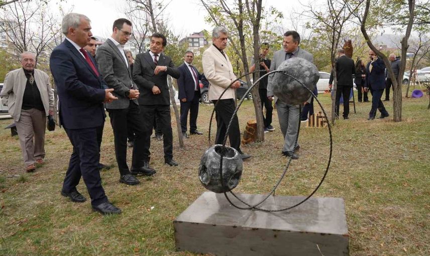 Erzurum'da güzel sanatlar lisesinde sanat bahçesi açıldı