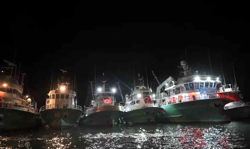Samsun'da balıkçılar yeni sezonu horon ve dualarla karşıladı