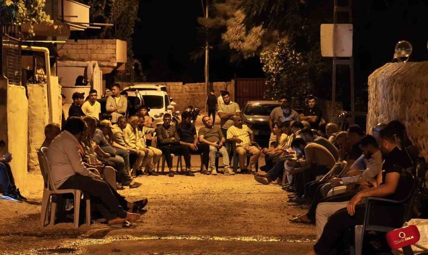 Kuzey Kıbrıs'ta batan gemide kaybolan kardeşlerin aileleri endişeli