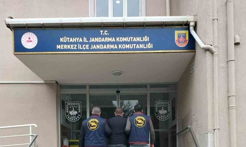 Kütahya'da jandarma operasyonuyla aranan 73 kişi yakalandı