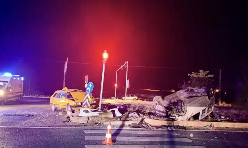 Adıyaman'da oto kazasında 3'ü ağır 7 kişi yaralandı