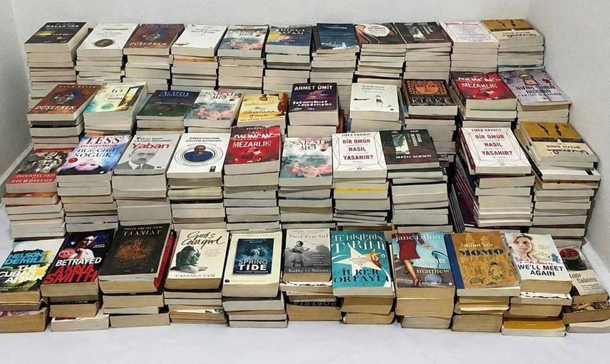 Güzelçamlı'da bandrolsüz kitap operasyonu: 658 eser ele geçirildi