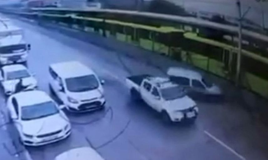 Bursa'da sabah saatlerinde iki farklı trafik kazası meydana geldi