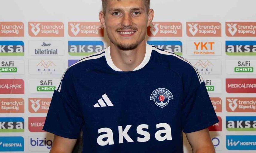 Adrian Benedyczak, Kasımpaşa ile sözleşme imzaladı