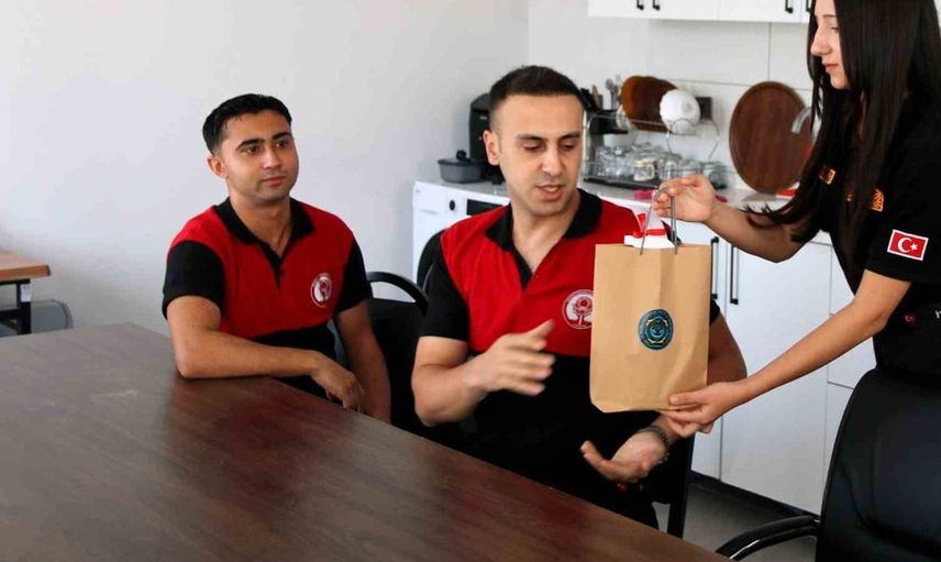 Kütahya'daki öğrenciler itfaiye haftasında güvenlik için önemli bir ziyarette bulundu