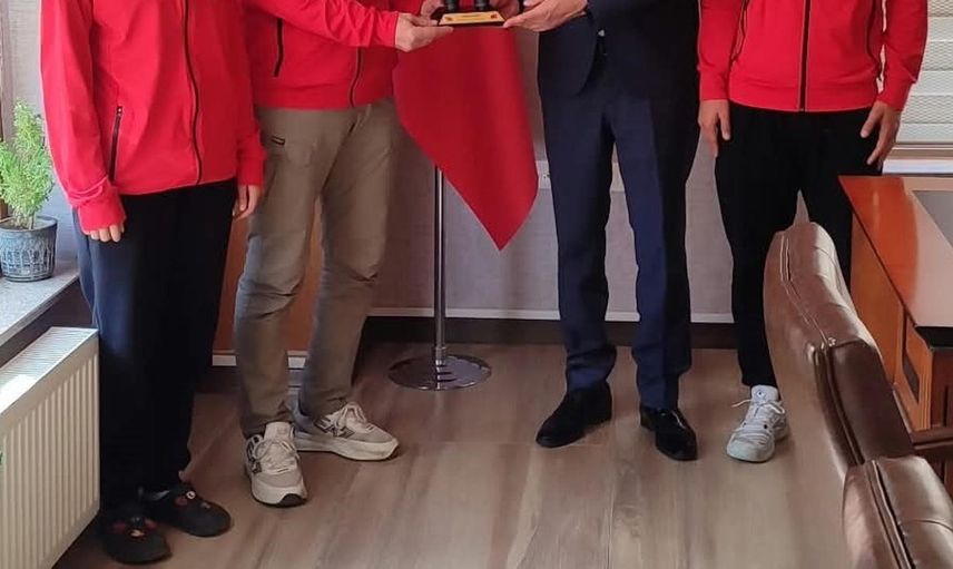 Pazarlar Spor Lisesi’nden Vali Yardımcısı Kazez’e önemli projeler sunumu
